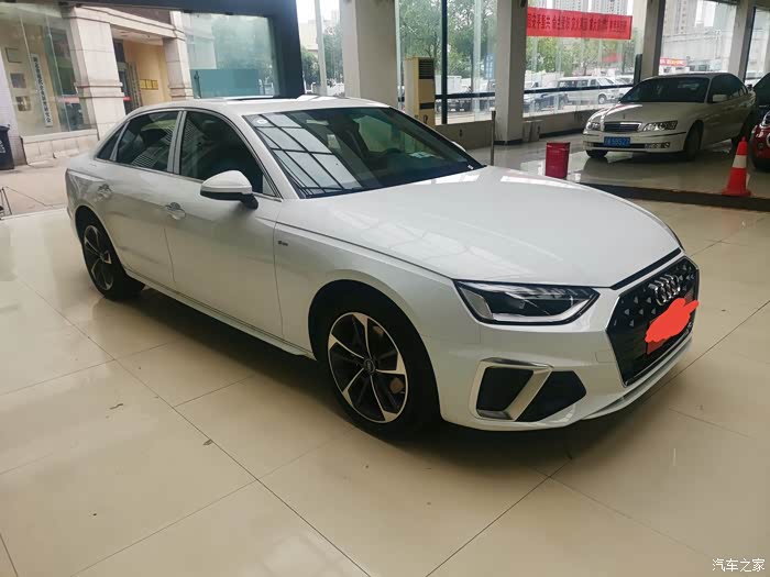 24款全新车奥迪a4l时尚动感型 2.0t涡轮增压 190匹