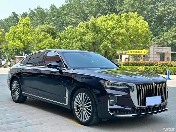 21年12月红旗h9 智联旗享版 3万公里 原版2件划痕补漆