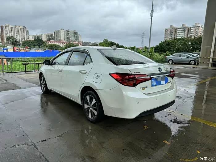 16年8月雷凌双擎,1.8h豪华版