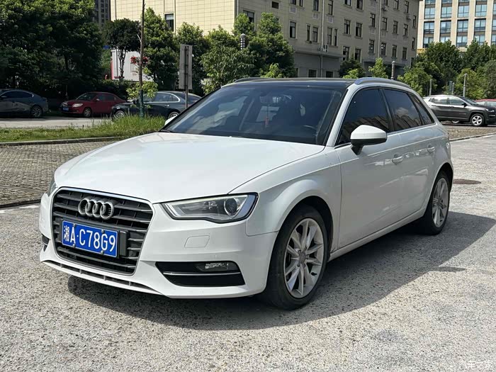 奥迪a3 2016款 sportback 35tfsi 风尚