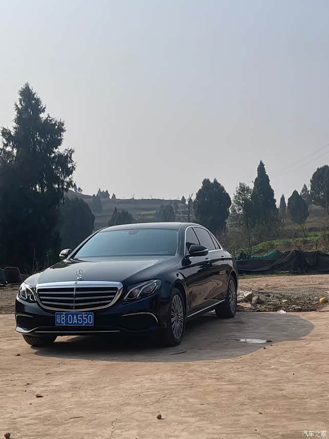 深圳地区个人出2020款e300 立标 外黑内棕 7.8万公