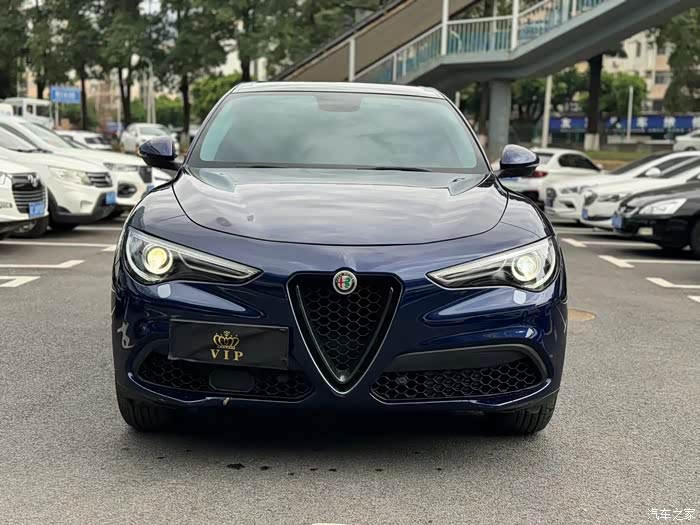 2019年阿尔法罗密欧斯坦威, 2.0t超跑suv,全时四驱