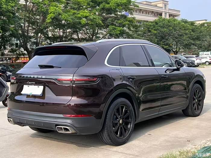 2018年保时捷卡宴,3.0t,340马力,全时四驱,bos