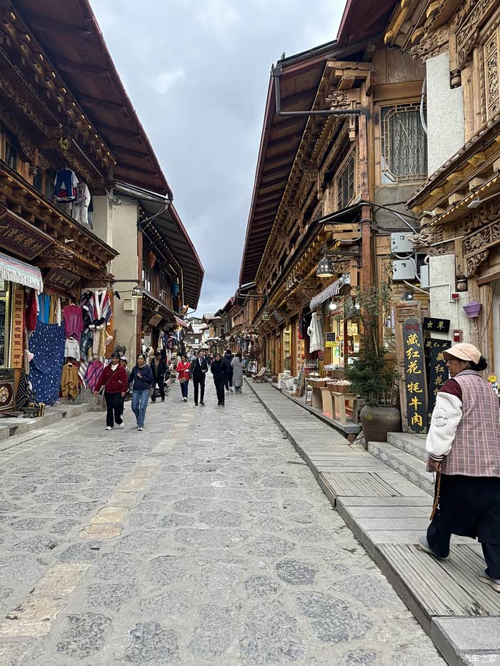 摩旅西藏,第一天昆明-香格里拉