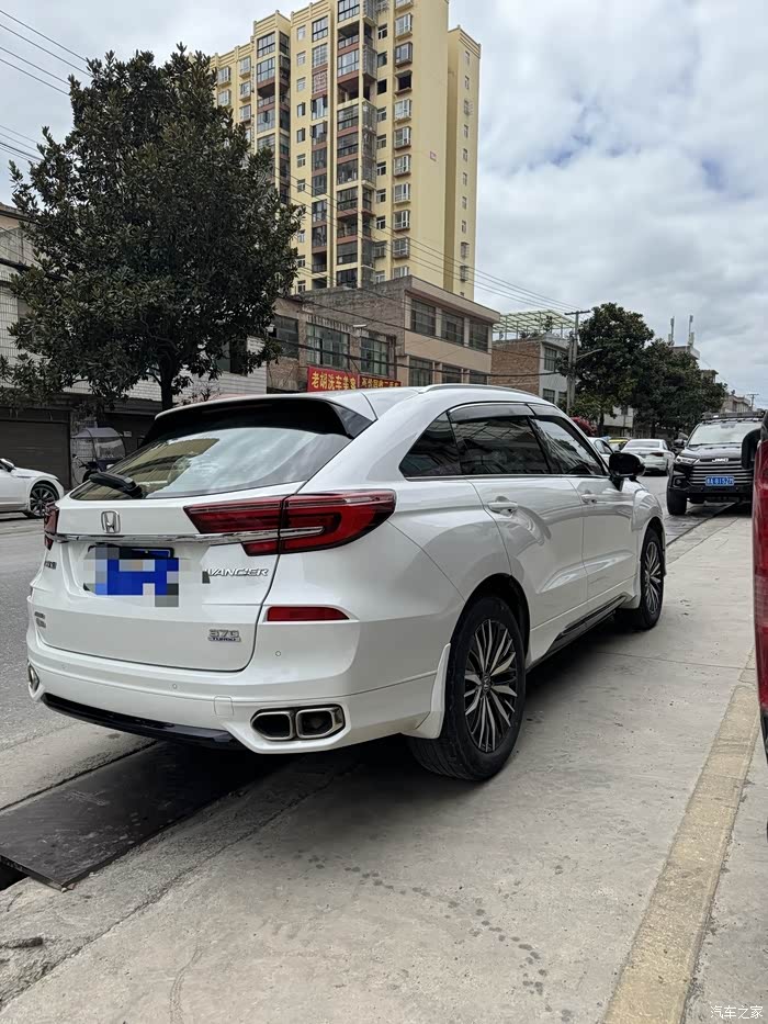 2021年本田冠道2.0t四驱,全顶天窗,车况好