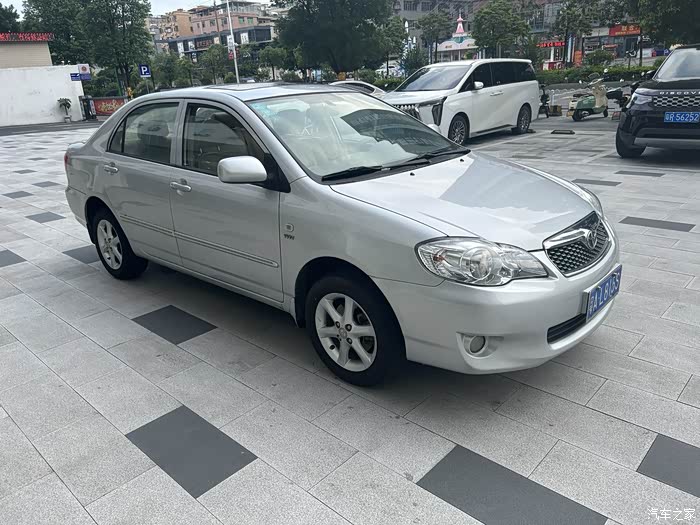 广州出2010款丰田花冠1.6自动档豪华版