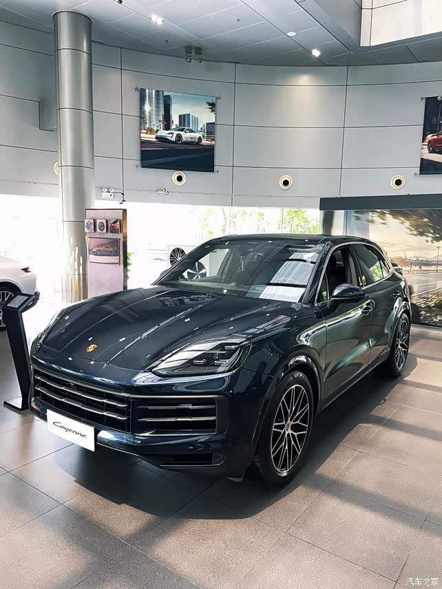 cayenne | 阿尔加维蓝 还需要了解其他颜色以及配置吗