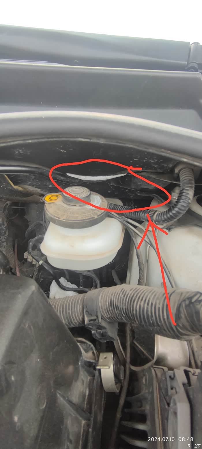 1.2t卡罗拉变速箱上面有水解决方法