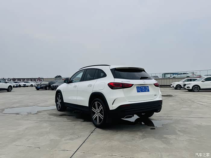 【图】22年奔驰gla220 四驱 原版原漆 一手车 实表2万公里_奔驰amg