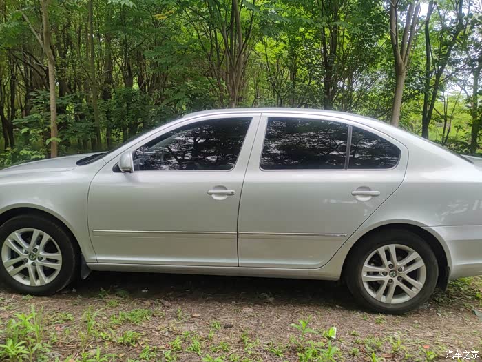 补一组2013款斯柯达明锐俊逸版顶配