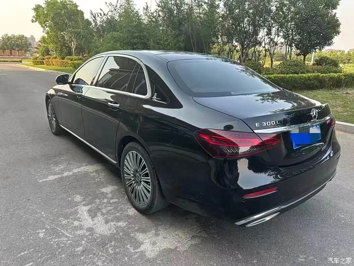 奔驰e300