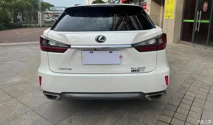 2019年上牌 进口雷克萨斯 rx300两驱精英版,一手车