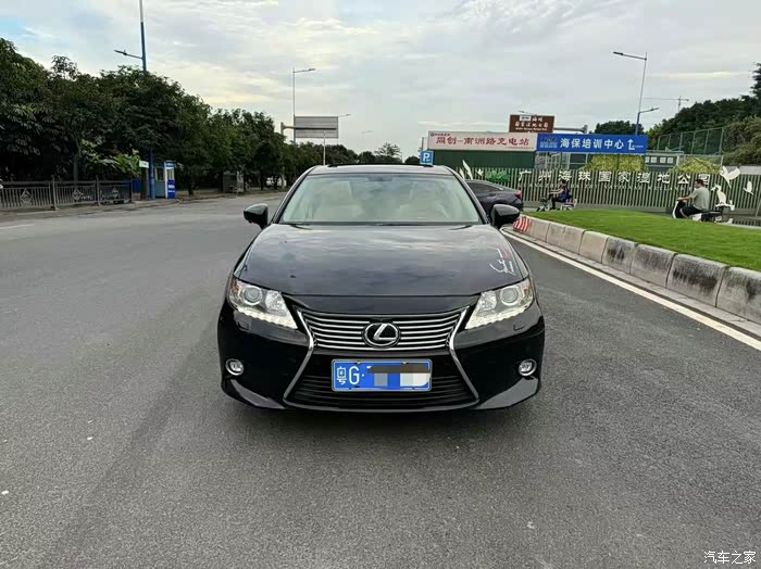 14年1月雷克萨斯es250,2.5l精英版,10.58