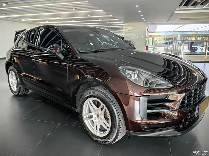 保时捷macan 21款,21年3月上牌,3.1万公里,一手