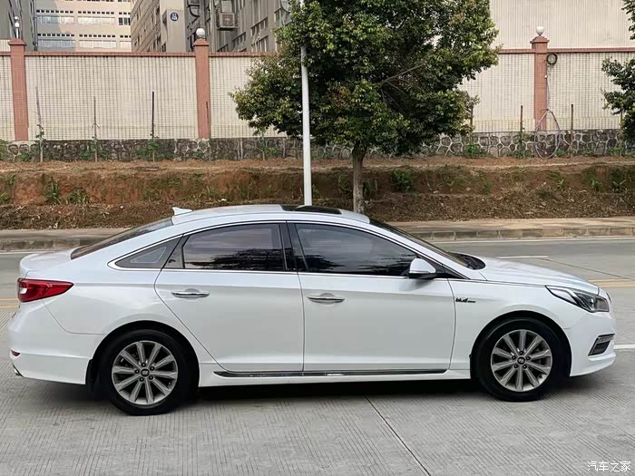 点击:>1|回复:>0索纳塔论坛>现代索纳塔2015款1.6tdlx尊贵型>700_525