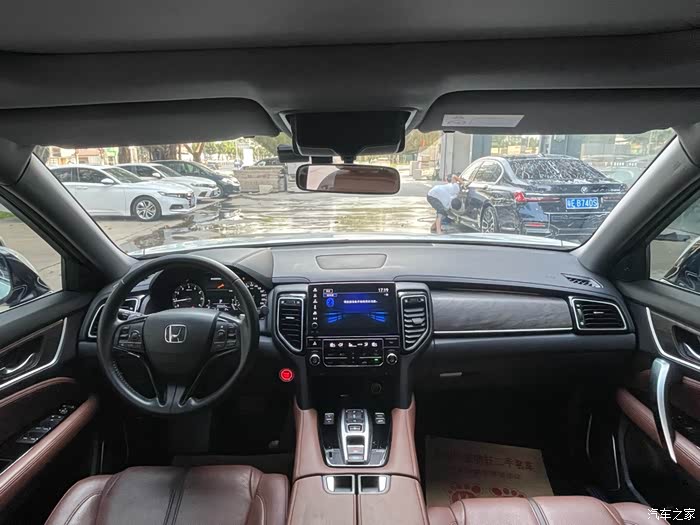 20款21年本田urv2.0t两驱尊雅版,一手极品,实表5.