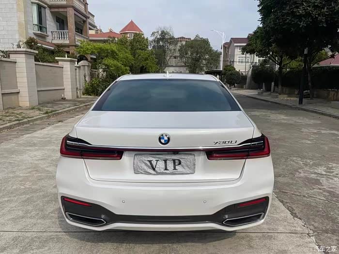 最新到店19年9月宝马730li m运动套装,新车落地90个