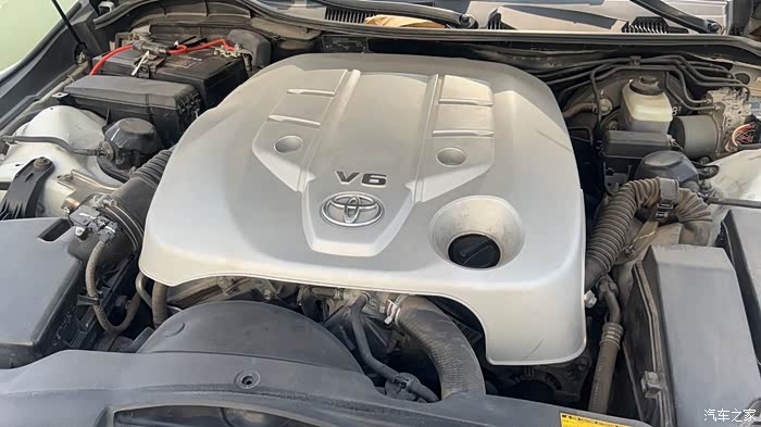 明牌:锐志大v6后驱神车出售(个人自用) 一,车型:丰田锐志