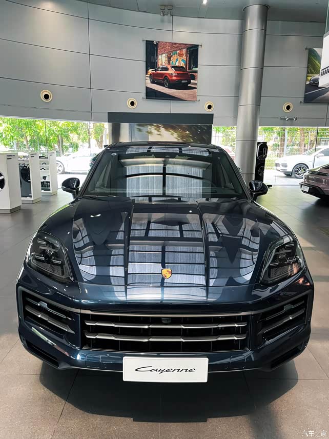 cayenne | 阿尔加维蓝 还需要了解其他颜色以及配置吗