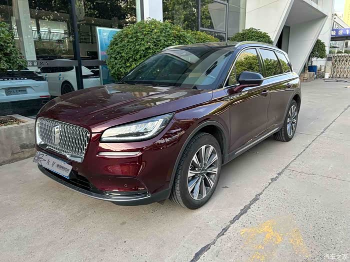 林肯 冒险家 2022款 2.0t 两驱尊雅版