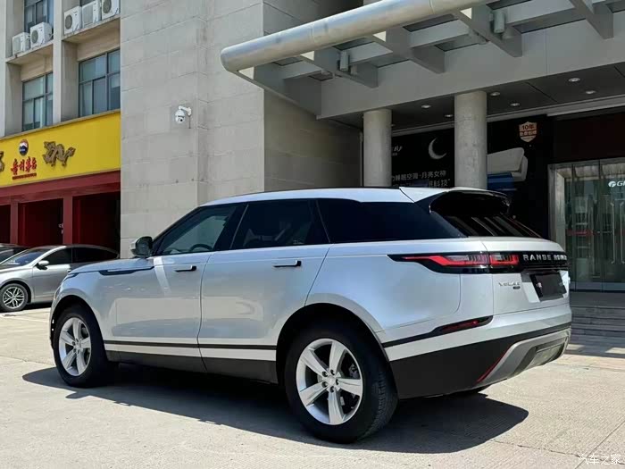 上新19年路虎揽胜星脉p250s,安全行驶6万多公里,全车原
