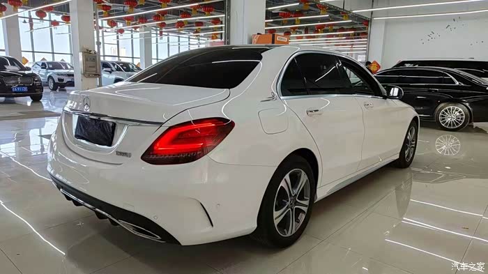 新到20年奔驰-c260l 1.5t 48v轻混 大标时尚运