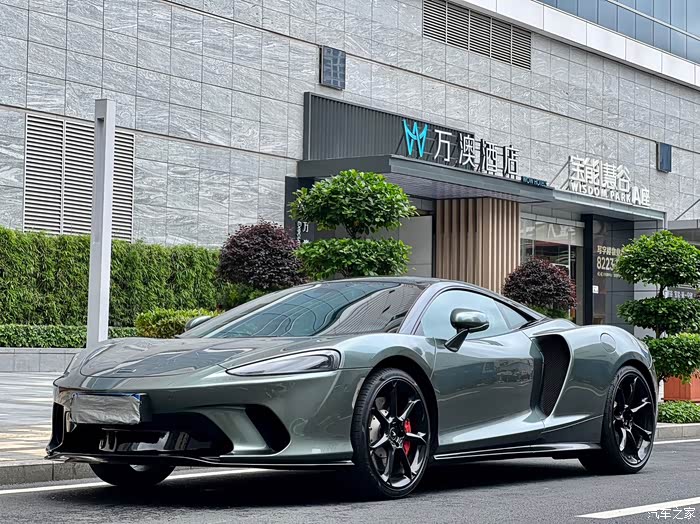 迈凯轮 gt 上牌 2021年 4.0tv8双涡轮 1万公里