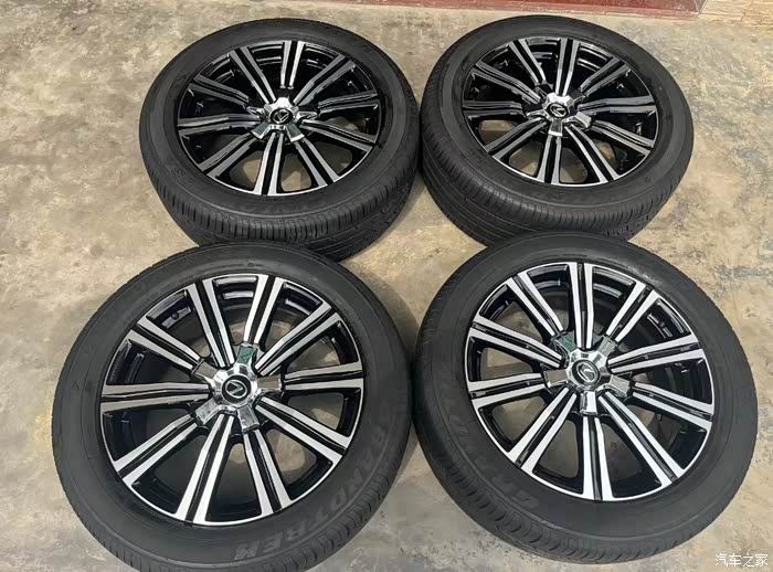 21寸雷克萨斯凌志lx570轮毂带一套,有意向的来