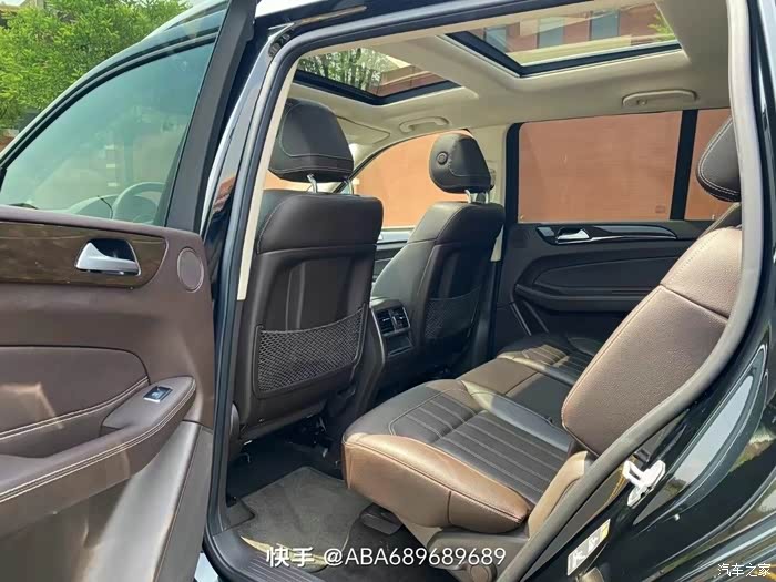 17 年奔驰 gls450 6 万公里实表 仅两处补漆,内饰