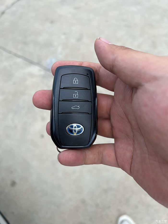 雷凌混动提了 还行 非常棒