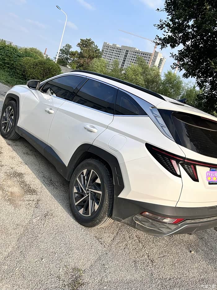 爱车的颜值非常在线,个性时尚,越看越漂亮.