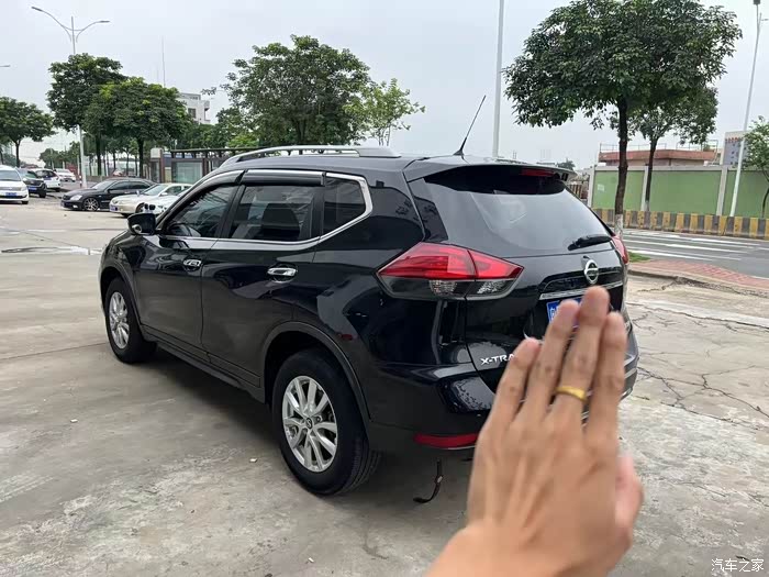 21年日产奇骏 ,2.0舒适版,一手车,5万公里,精品车况