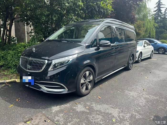 奔驰v260l长轴豪华款!高顶! 客户置换2022年12