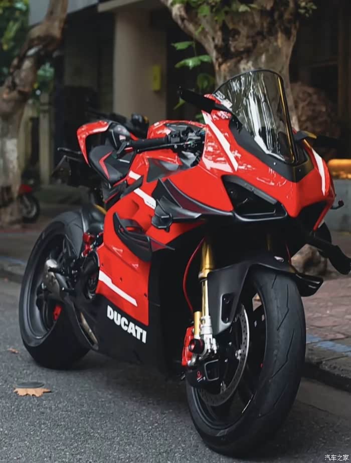杜卡迪panigalev4s