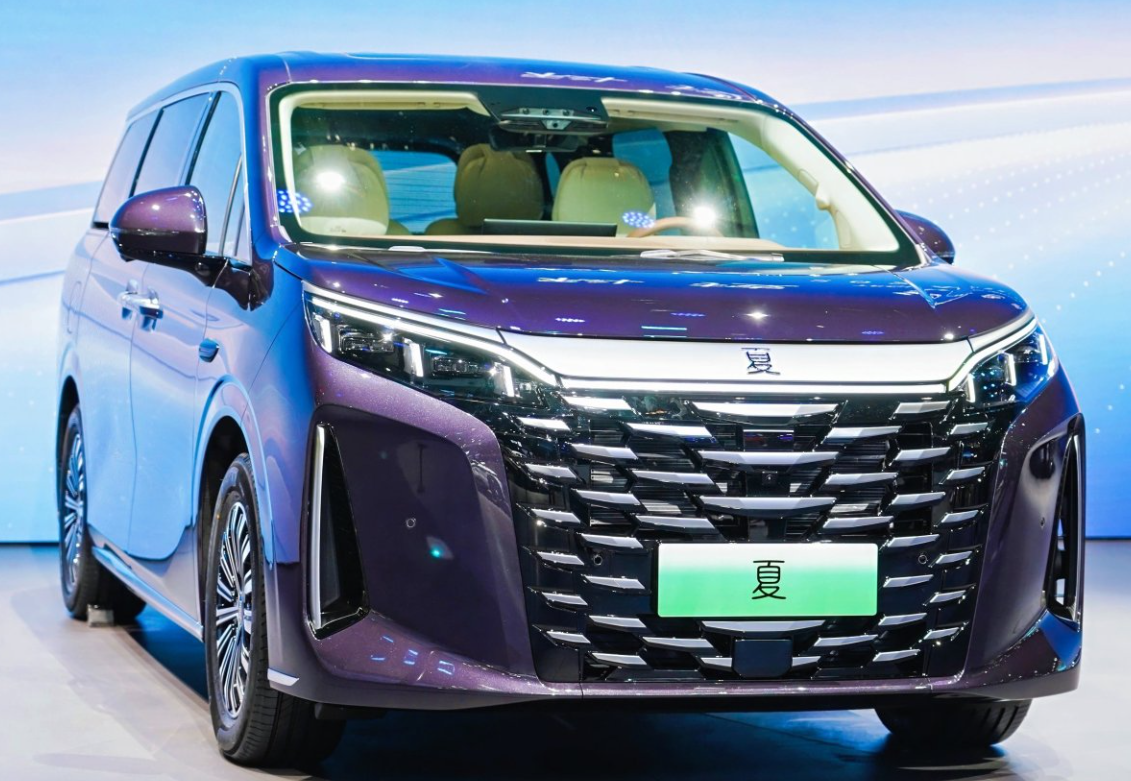 比亚迪夏这个内饰和空间,30w级又多了一个选择