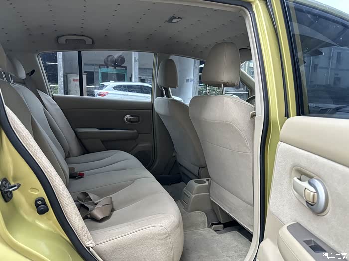 07年7月,日产骐达,1.6自波,年审保险同步,无事故,无水