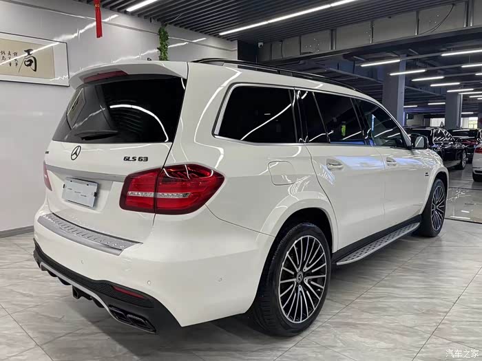 2018年奔驰gls450 美规高配amg套件