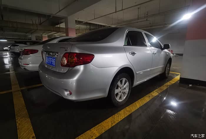 10年丰田卡罗拉1.6自动挡带天窗