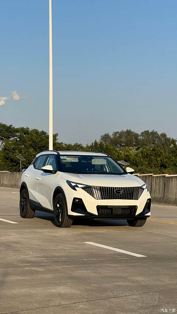 传祺gs3 2023款 影速 270t 劲享版 79999全