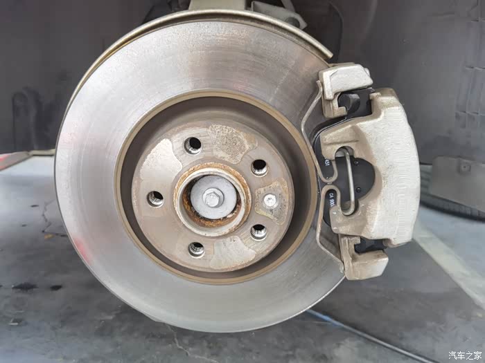 【图】更换了itt刹车片感觉嘎嘎香_沃尔沃xc60论坛_汽车之家论坛