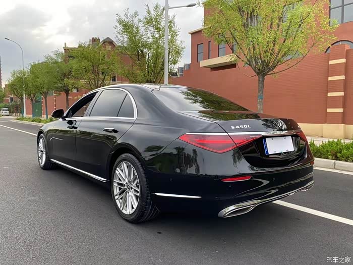 最新到店 22年奔驰s450l 全车原版原漆带车衣 3万公里