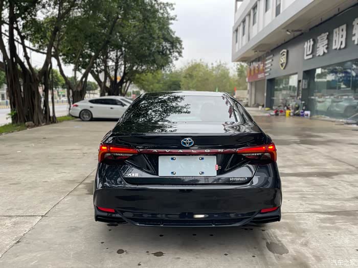 21年5月丰田亚洲龙双擎2.5豪华版,一手车,5万多公里,全