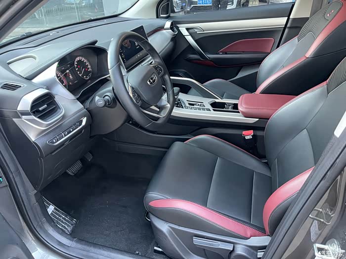 吉利缤越21款22年5月1.4t钻石版,美女小姐姐一手车,车