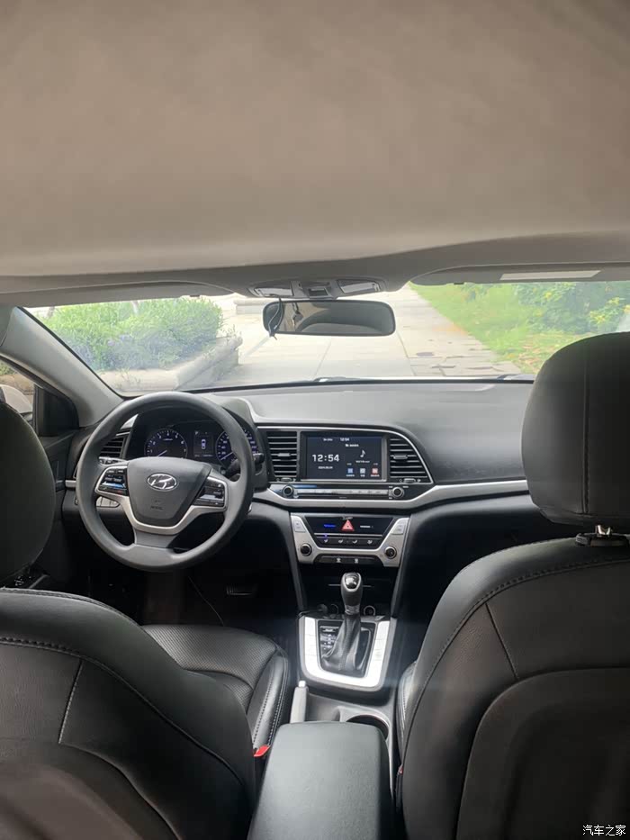 18年11月上牌 现代领动 一手车 1.6l自动挡,7万多公