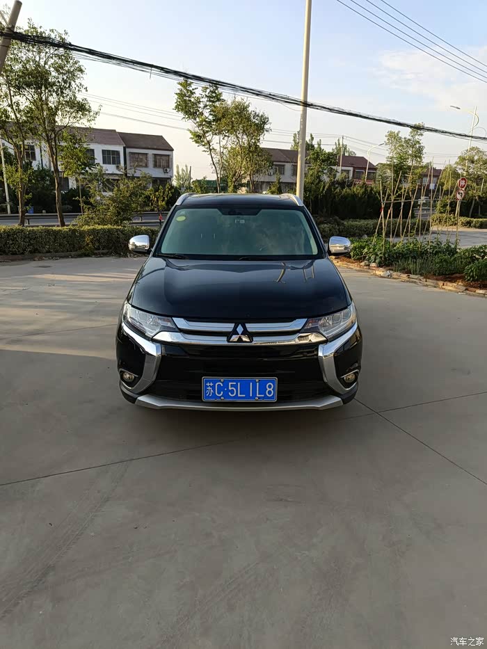 4进口五座四驱欧蓝德,差5天16年,13万公里实表