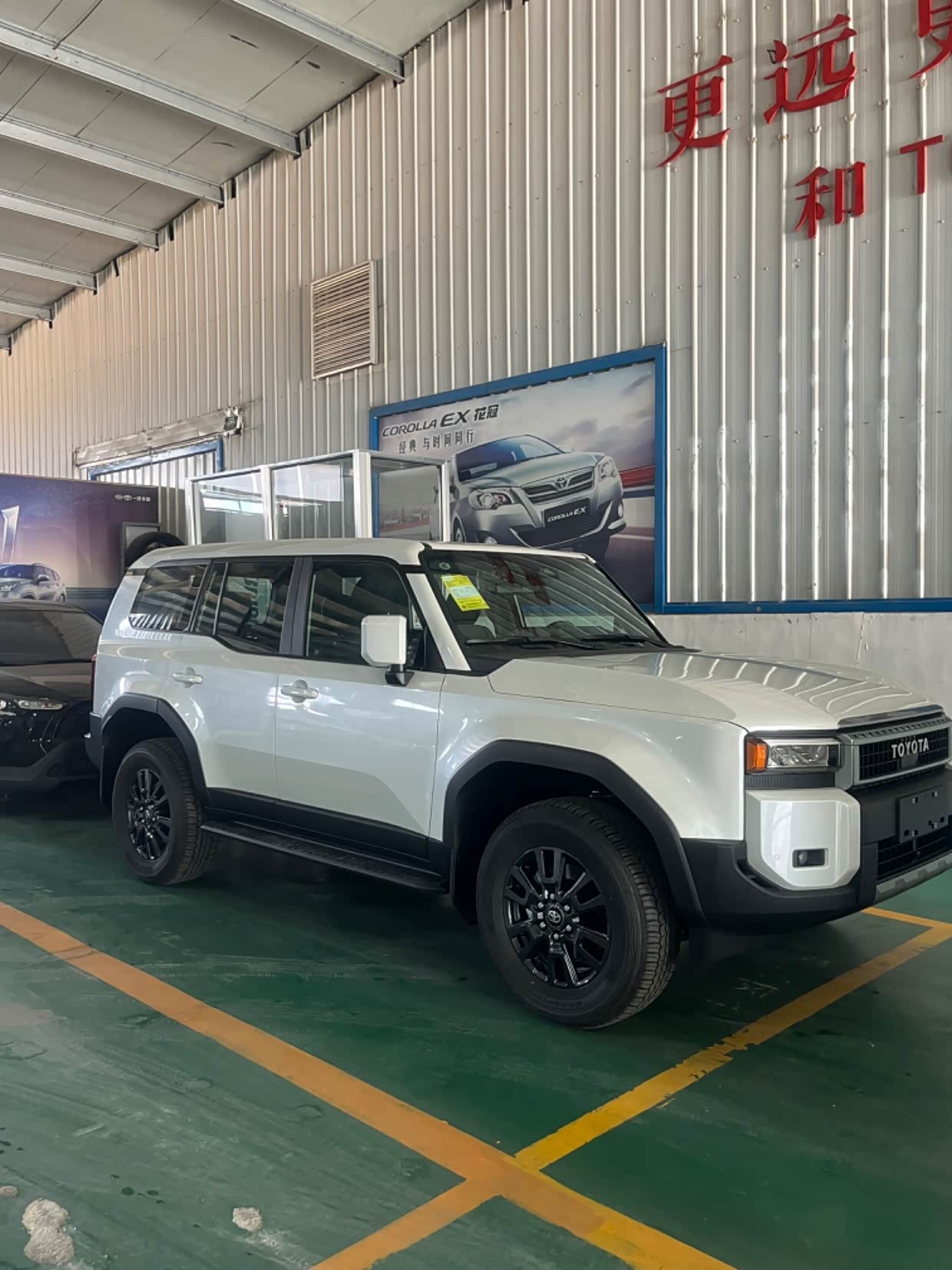 喜提普拉多白色tx恭喜自己再次成为丰田车主