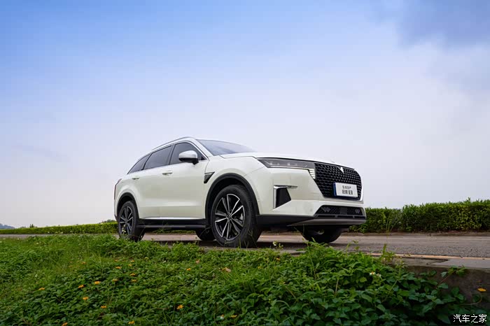 启辰星是一款suv车型,其越野性能可能不如专业的越野车,但它