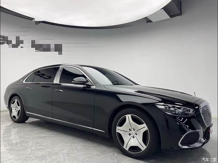 23 年 7 月迈巴赫 s 480,5500 公里,一手车到
