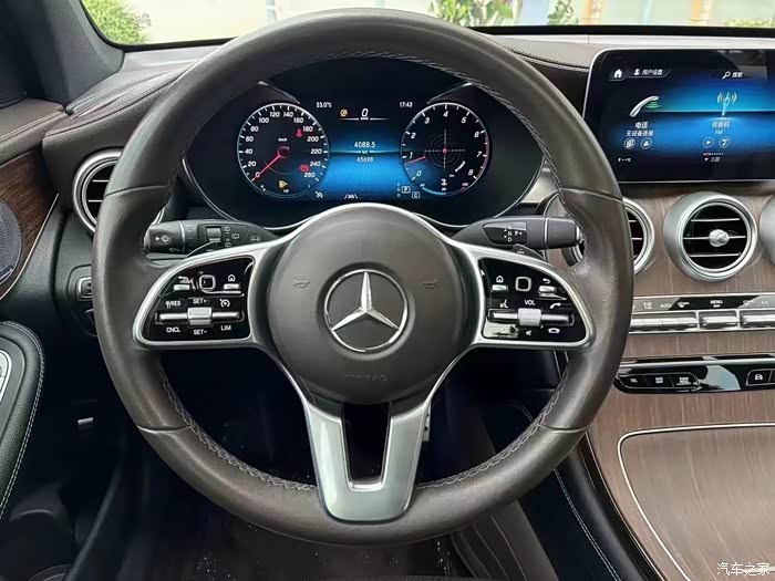 最新到店 2020年奔驰glc300 豪华 2020款奔驰g