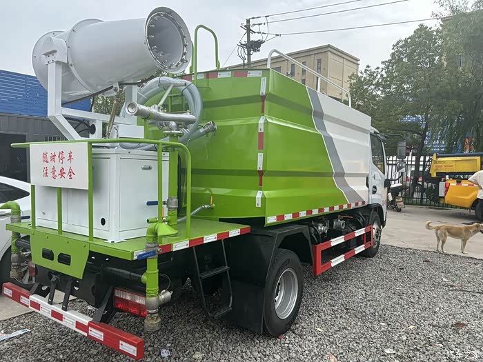 浙江蓝牌洒水车